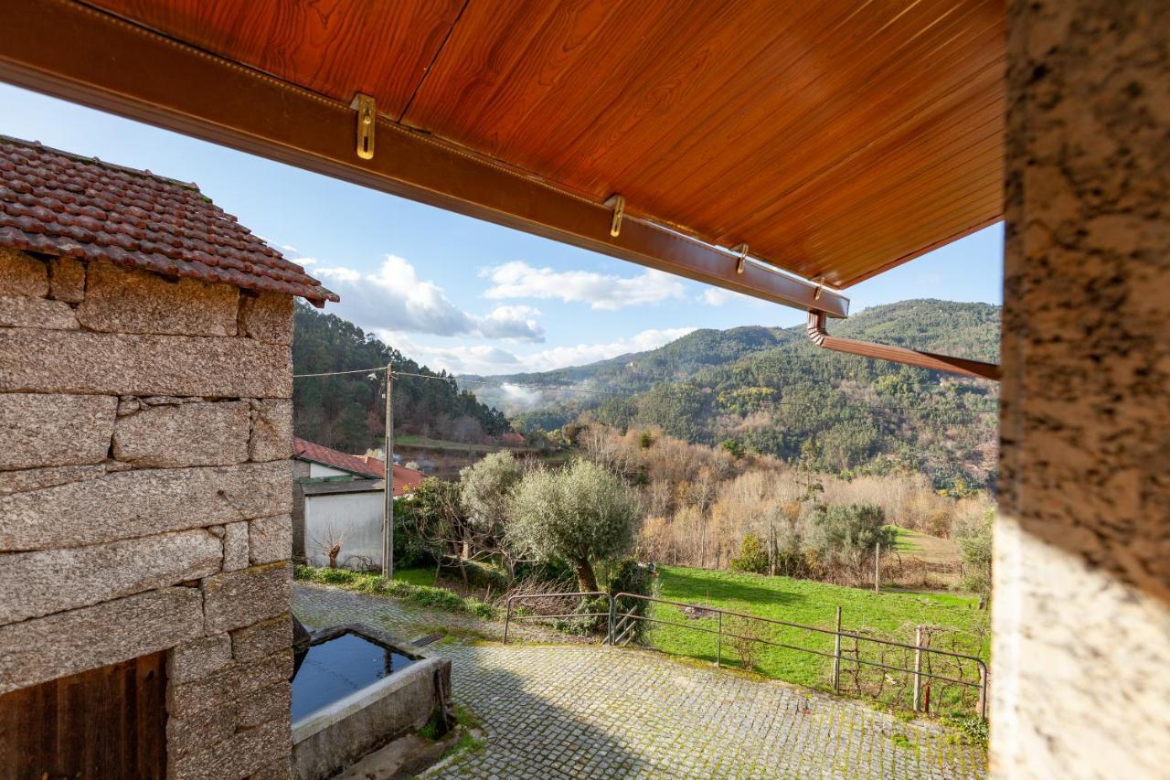 Casa Das Bonecas Vieira do Minho Exteriör bild